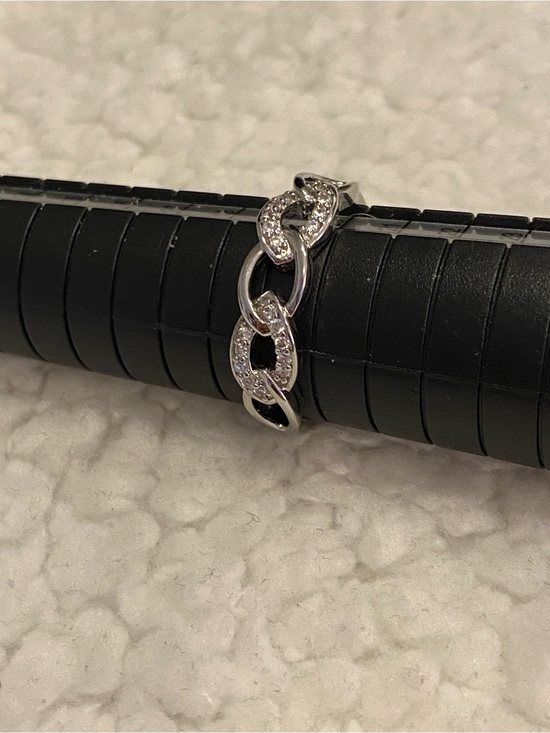 Jewelry - Silver Crystal Link Ring